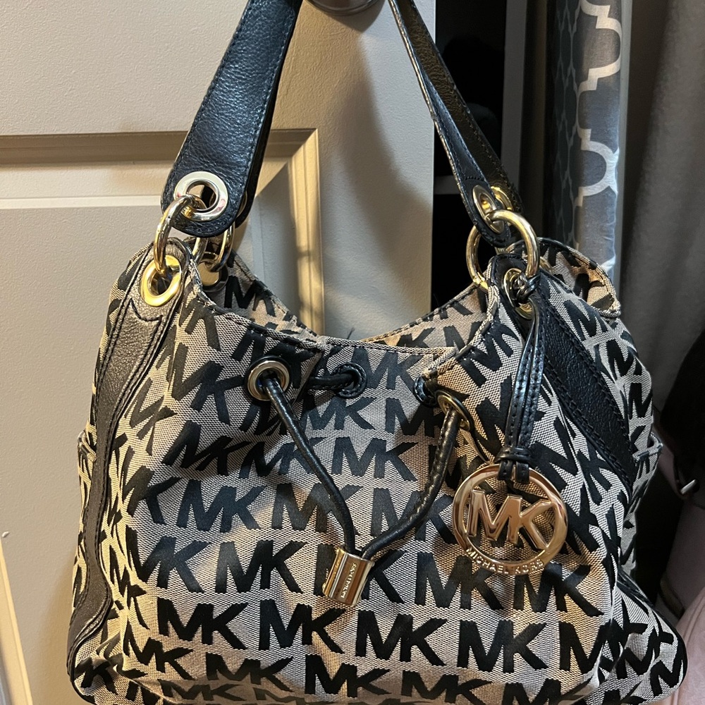 Michael Kors Black and Tan Signature Shoulder Bag